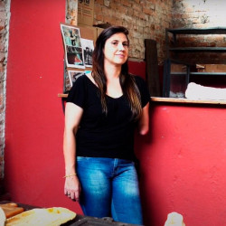 Conheça Tais Cabral e sua obra Maquinários